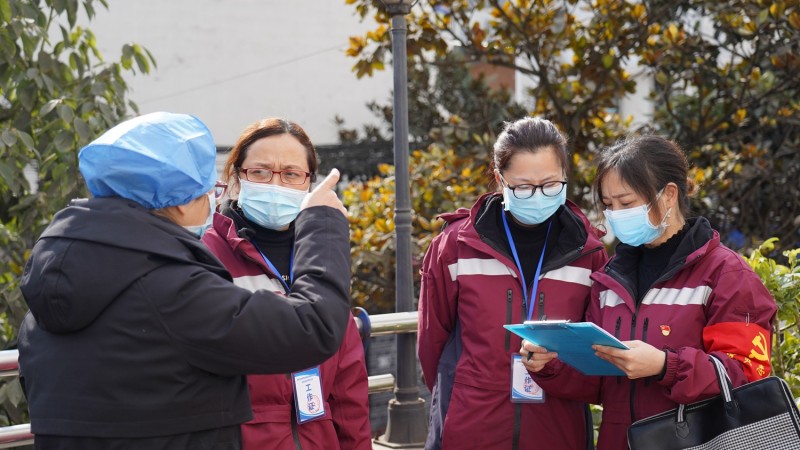 四川劍閣抗疫一線守護(hù)的戰(zhàn)士們