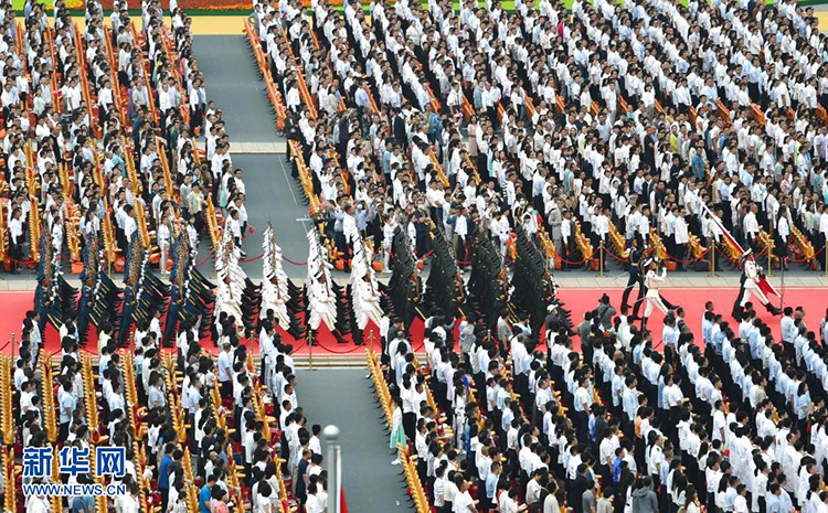 慶祝中國(guó)共產(chǎn)黨成立100周年大會(huì)隆重舉行