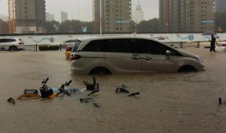 五問河南特大暴雨：這里為何成為全國強降雨中心？